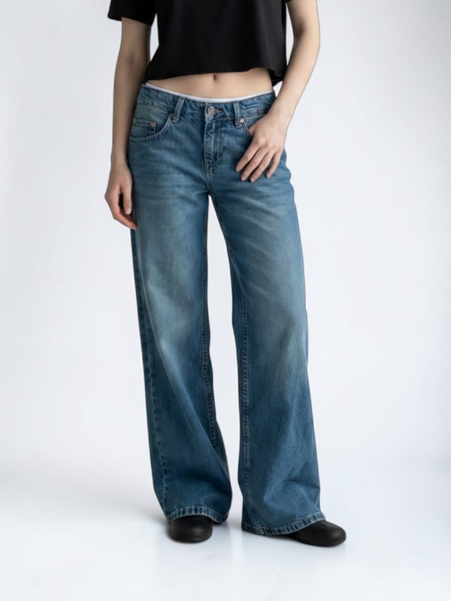 Low Waist Wide Leg – verwaschenes Blau