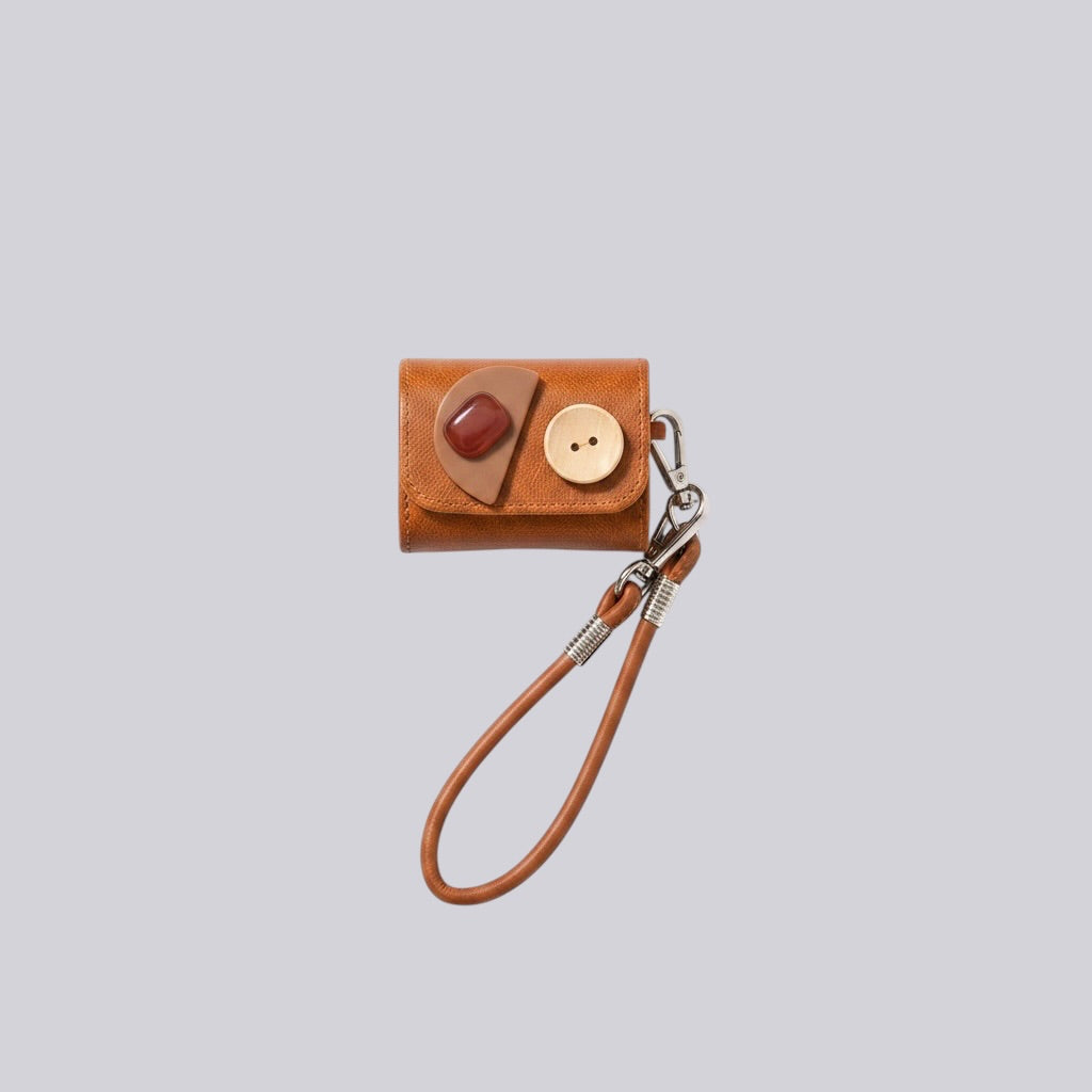 LEATHER AIRPODS CHARM CASE