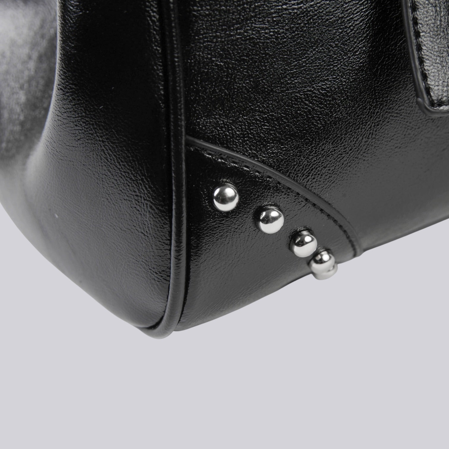 Marissé Vogue – Classic Buckle Shoulder Bag